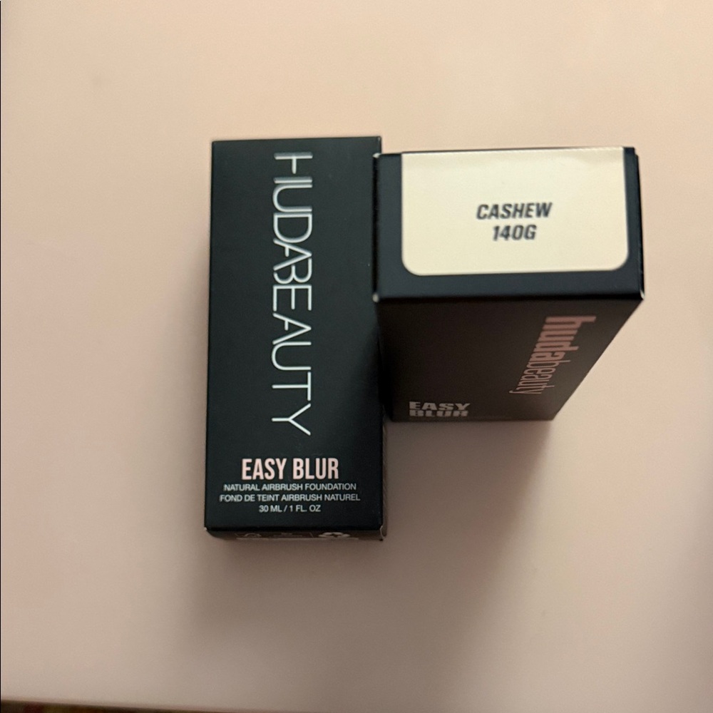 HUDA BEAUTY Easy Blur Foundation - Cashew 140G
